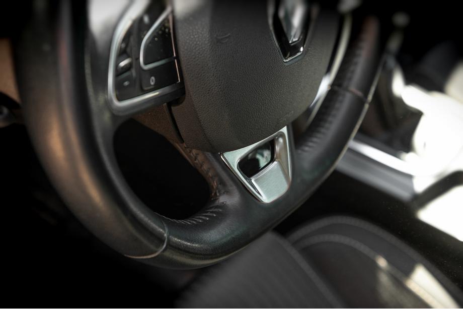 Renault Megane IV 2016-2025 Lenkrad Abdeckung Edelstahl Image