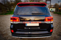 Toyota Land Cruiser 200 2007-2021 LED Leiste über dem Kennzeichen (2016+) Foto 2