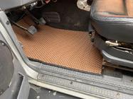 Nissan Patrol Y60 1988–1997 EVA Fußmatten (ziegelrot) Kurz, 5-teilig (vorne und hinten) Foto 12