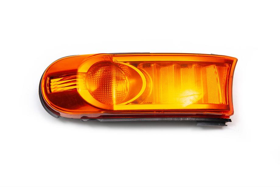 Toyota FJ Cruiser 2006-2022 Sonderangebot! Vorderer Blinker Gebraucht (rechts, 1 Stk) Image