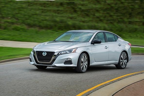 Die Mittelklasselimousine Nissan Altima sechsten Inkarnation Foto 11