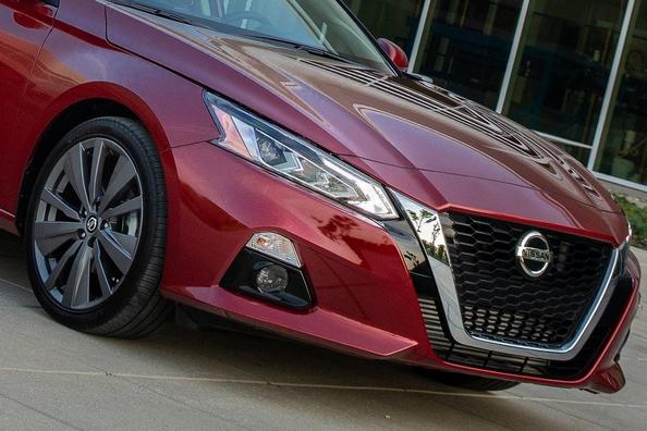 Die Mittelklasselimousine Nissan Altima sechsten Inkarnation Foto 4