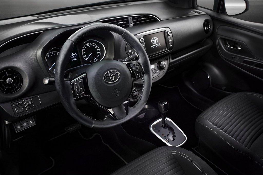 Überprüfung der aktualisierten Kleinwagen-Schrägheck Toyota Yaris