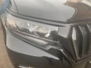 Toyota Land Cruiser Prado 150 2009-2023 Frontgrill 2017↗ LED (Zeus Black, mit Black Wimpern) Foto 6