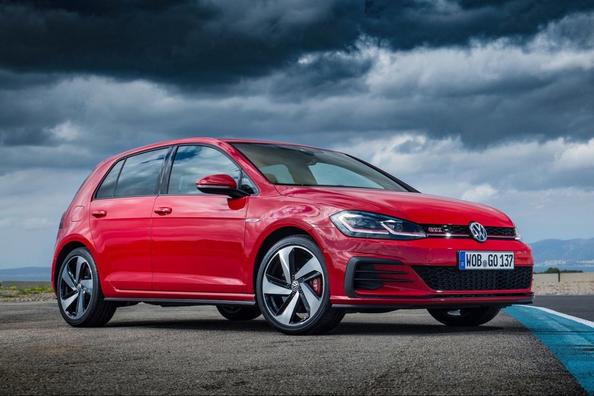 Übersicht der sportlichen Fließheck-Volkswagen Golf GTI