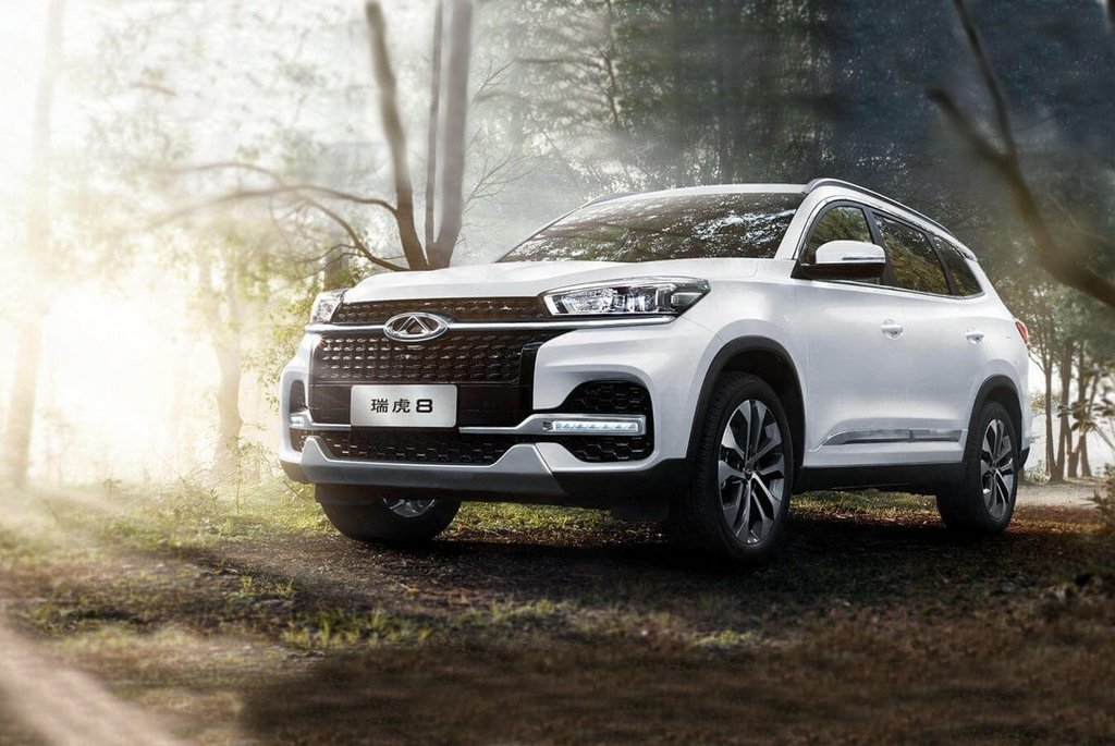 Übersicht über mittelständische Crossover-Chery Tiggo 8