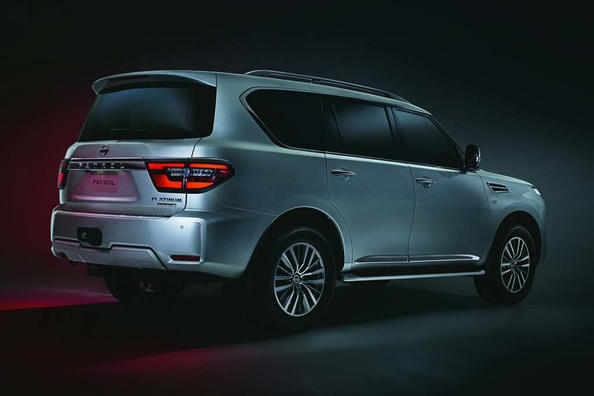 Durchsuchen Sie die aktualisierte Allrad-SUV Nissan Patrol Foto 4