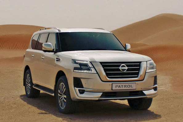 Durchsuchen Sie die aktualisierte Allrad-SUV Nissan Patrol Foto 2