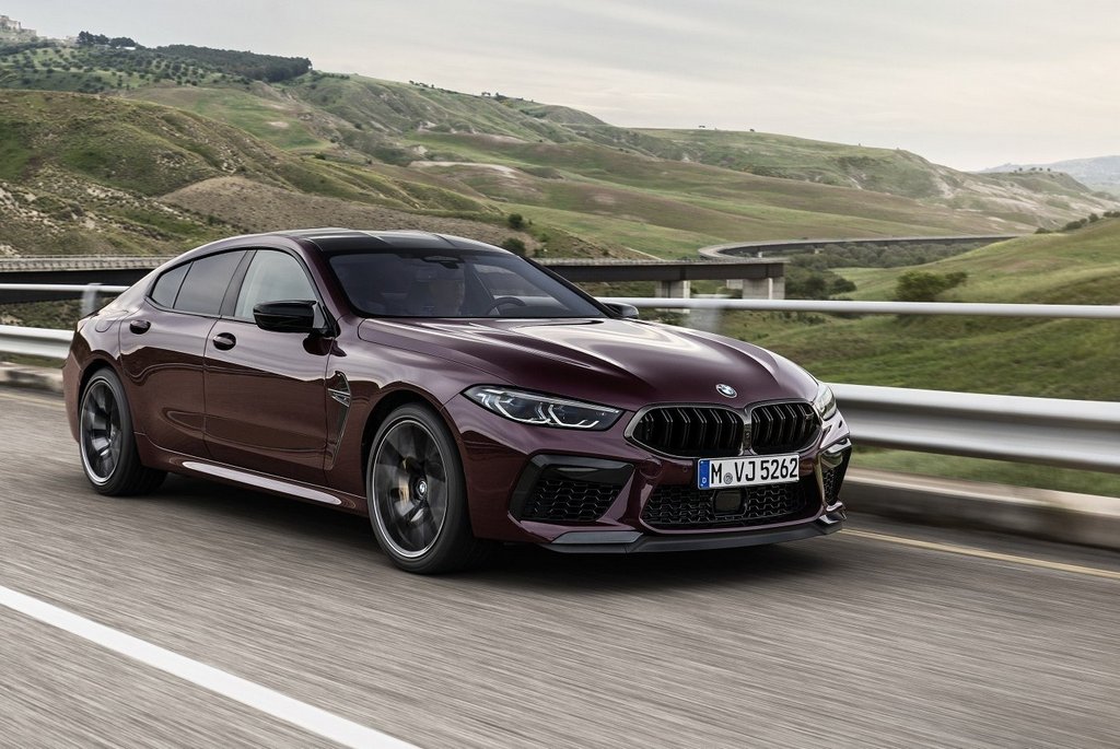 Überblick über die Sport-Limousine BMW M8 Gran Coupe