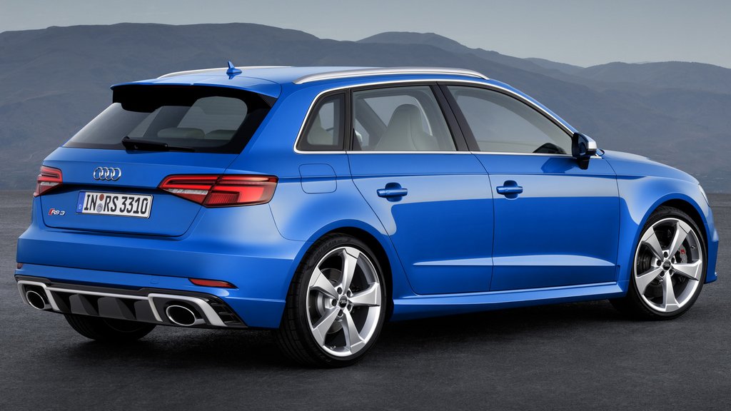 Überblick über die geladenen Fließheck Allrad-Audi RS3 Sportback