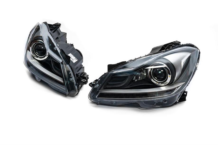 Mercedes C-class W204 2007-2015 LED Frontscheinwerfer (2011-2015, 2 Stk) Foto 1