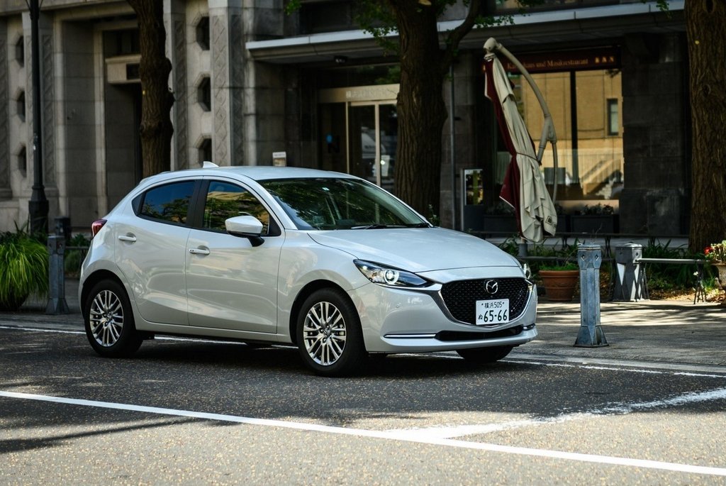Aktualisierte Schrägheck-Kleinwagen-der Mazda 2