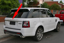 Range Rover Sport 2005-2013 Heckblende über dem Kennzeichen (grau) Foto 1