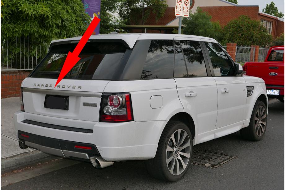 Range Rover Sport 2005-2013 Heckblende über dem Kennzeichen (grau) Image