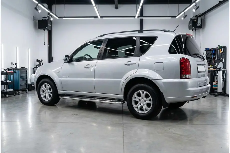 SsangYong Rexton I 2001-2017 Seitenschweller Maydos V2 (2 Stk., Aluminium & Edelstahl) Image
