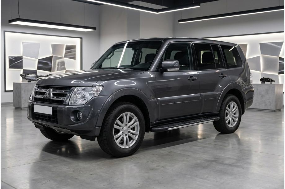 Mitsubishi Pajero Wagon IV 2006-2021 Trittbretter Bosphorus Grey (2 Stk., Aluminium) Image