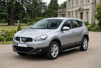 Nissan Qashqai 2010-2014 Trittbretter Bosphorus Grey (2 Stk., Aluminium) Kurzer Radstand Foto 1