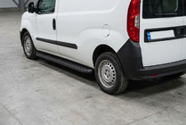 Fiat Doblo II 2010-2022 Seitenschweller Tayga Black (2 Stk., Aluminium) Foto 1