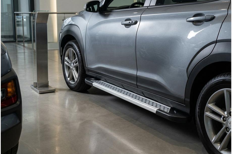Hyundai Kona 2017-2023 Seitenschweller New Vision Grey (2 Stk., Aluminium) Foto 1