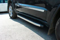 Jeep Grand Cherokee WK2 2010-2021 Seitenschweller BlackLine (2 Stk., Aluminium) Foto 1