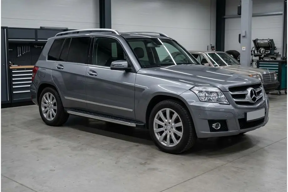 Mercedes GLK class X204 2008-2015 Seitenschweller BlackLine (2 Stk., Aluminium) Image