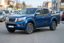 Nissan Navara/NP300 2016- Trittbretter BlackLine (2 Stk., Alu) Foto 1