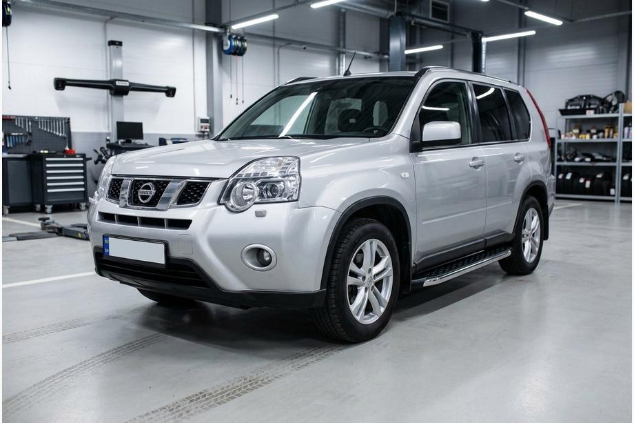 Nissan X-trail T31 2007-2014 Seitenschweller BlackLine (2 Stk., Aluminium) Image