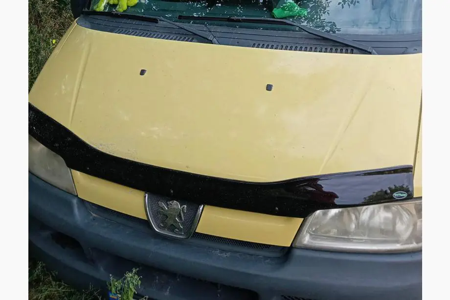 Peugeot Boxer 1994-2006 Motorhaubenschutz (2002-2006, EuroCap) Image