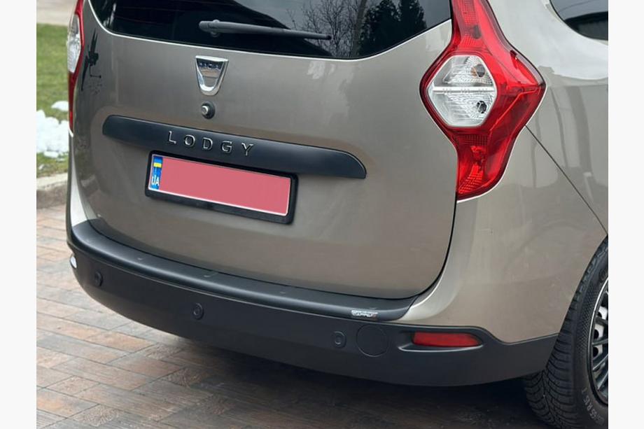 Dacia Lodgy 2012-2022 Heckstoßstangenabdeckung EuroCap (ABS) Foto 3