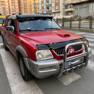Motorhaubenschutz (EuroCap) Mitsubishi L200 1996-2006 Foto 4