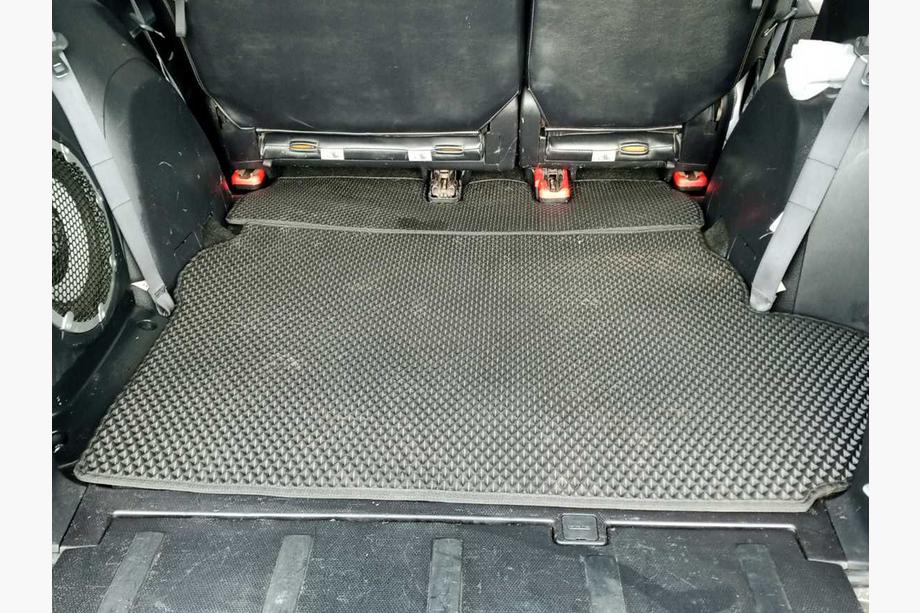 Mitsubishi Outlander 2006-2012 Kofferraummatte (EVA, Schwarz) 7-Sitzer Ohne Subwoofer Foto 8