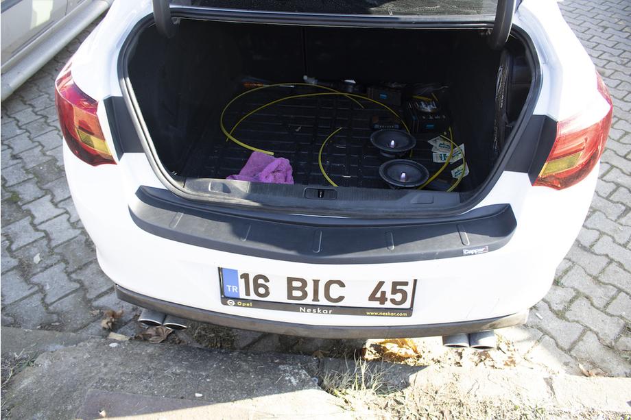 Opel Astra J 2009-2015 Heckstoßstangenabdeckung EuroCap (Sedan, ABS) Foto 5