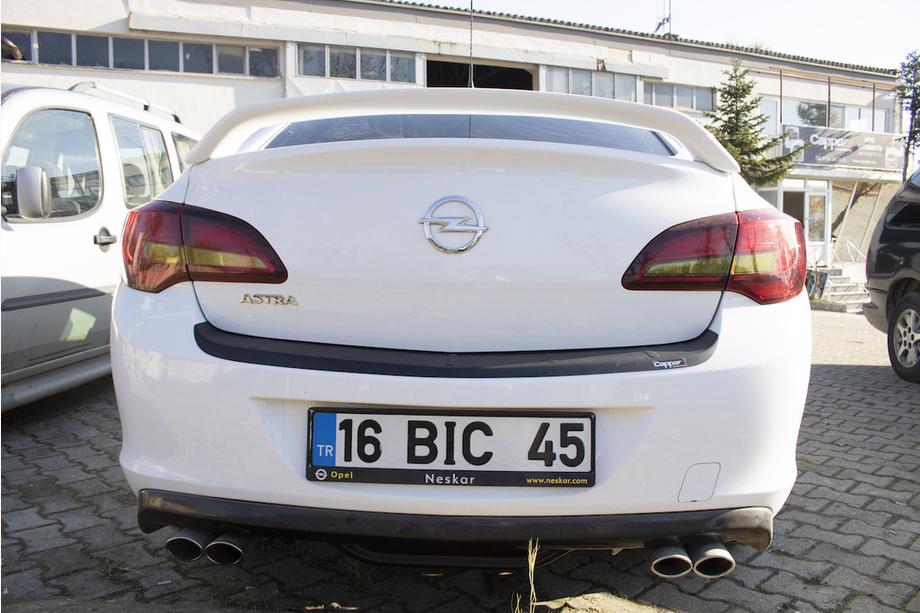 Opel Astra J 2009-2015 Heckstoßstangenabdeckung EuroCap (Sedan, ABS) Foto 2
