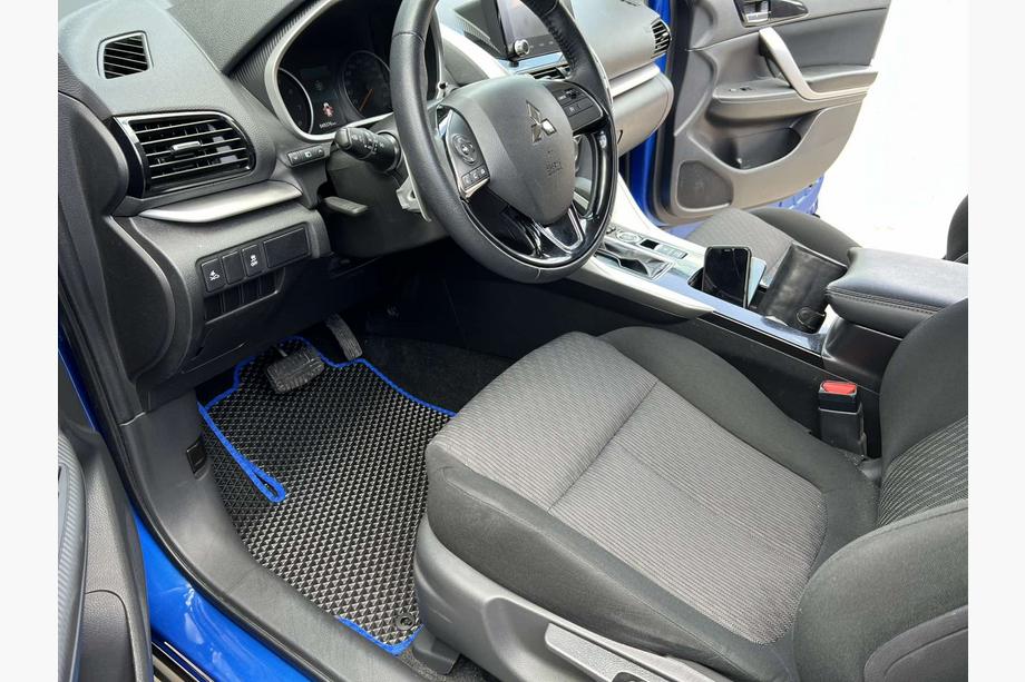 Mitsubishi Eclipse Cross 2017- EVA Fußmatten (Schwarz) Image