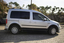 Volkswagen Caddy 2015-2020 Satz Zierleisten und Kotflügelverbreiterungen Foto 45