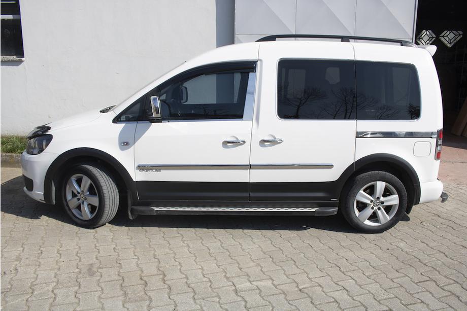 Volkswagen Caddy 2015-2020 Satz Zierleisten und Kotflügelverbreiterungen 2 Türen, langer Radstand Foto 12