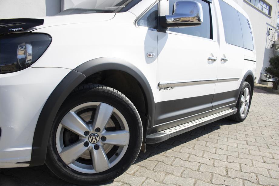 Volkswagen Caddy 2015-2020 Satz Zierleisten und Kotflügelverbreiterungen 2 Türen, langer Radstand Foto 13