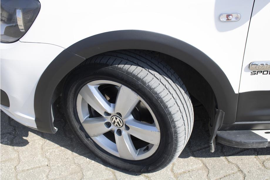 Volkswagen Caddy 2015-2020 Satz Zierleisten und Kotflügelverbreiterungen 2 Türen, langer Radstand Foto 17