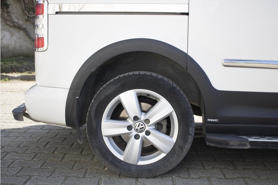 Volkswagen Caddy 2015-2020 Satz Zierleisten und Kotflügelverbreiterungen 2 Türen, langer Radstand Foto 33
