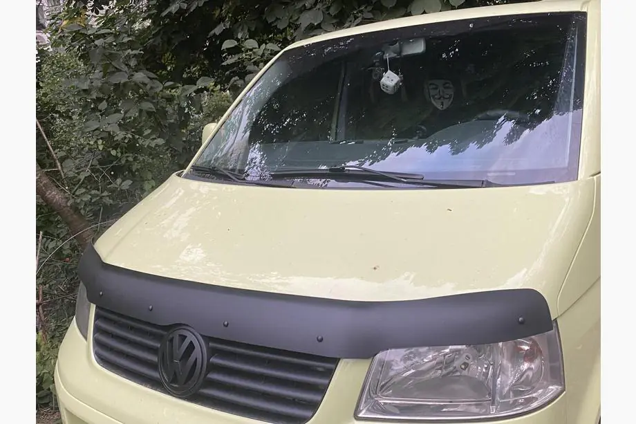 Volkswagen T5 Caravelle 2004-2010 Motorhaubenschutz (EuroCap) Foto 11