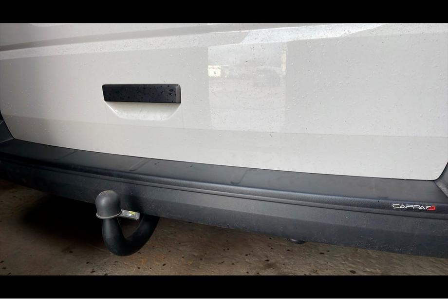 Volkswagen T6 2015-2024 Heckstoßstangenabdeckung EuroCap (1 Tür, ABS) Image