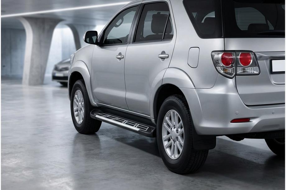 Toyota Fortuner 2006-2015 Seitenschweller Sunrise (2 Stk., Alu) Image