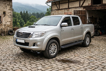 Toyota Hilux 2006-2015 Seitenschweller Tayga Black (2 Stk., Aluminium) Foto 1