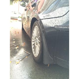 Premium Schmutzfänger für E81/87 (4 Stk) Foto 1
