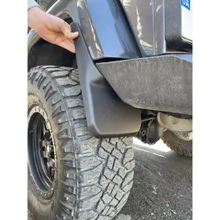 Premium Schmutzfänger (4 Stk) Jeep Wrangler 2007-2017 Foto 4