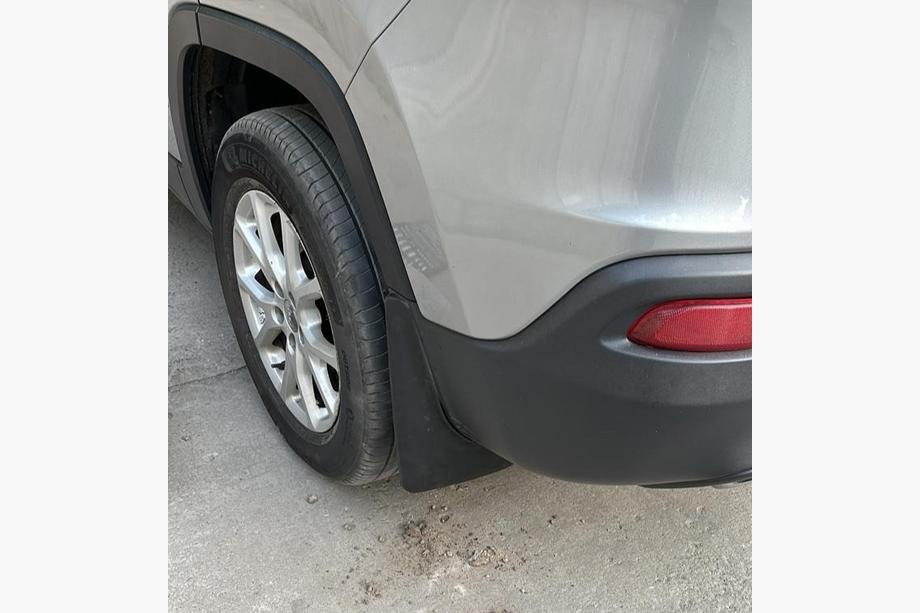 Jeep Cherokee KL 2013- Original Premium Schmutzfänger (2013-2019, 4 Stk) Image