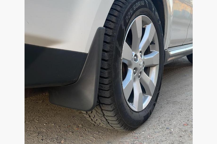 Mitsubishi Outlander 2006-2012 Premium Schmutzfänger für breite Schweller (4 Stk) Image