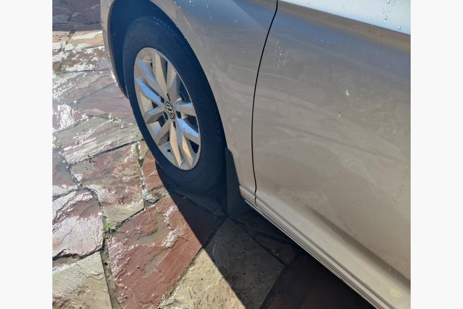 Volkswagen Passat B8 2015-2023 Original Schmutzfänger Premium 2019-2023 SD/SW (EU, 4 Stk.) Foto 8