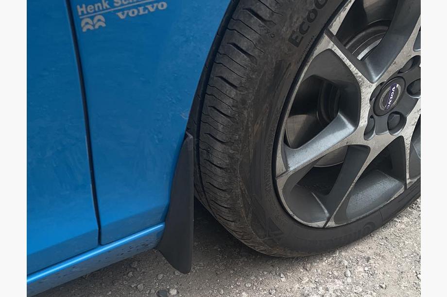 Volvo V40 2012- Original Premium Schmutzfänger (2012-2016, 4 Stk) Image