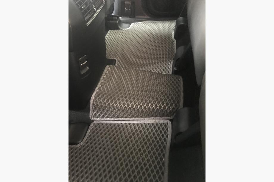 Toyota Land Cruiser Prado 150 2009-2023 EVA Fußmatten (schwarz) 7-Sitzer, 2009-2013 Foto 2
